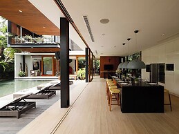 Villa Svarga by Elite Havens