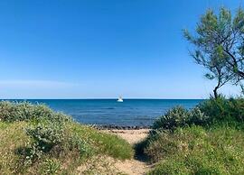 Beautiful Chalet With air Conditioning, in a Holiday Park, 1.5 km From