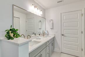 Aqua Palms Cottage