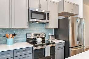 Aqua Palms Cottage