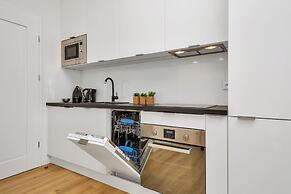 Warsaw City Center Apartments by Renters