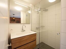 Luxurious Water Villa With 3 Bathrooms