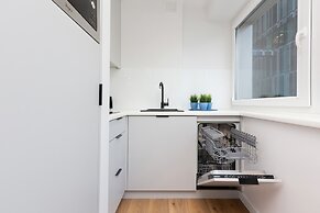 Deluxe Studio Warsaw by Renters