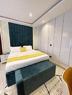 Marathon Hotel and Suites