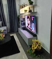 Marathon Hotel and Suites