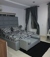 Marathon Hotel and Suites