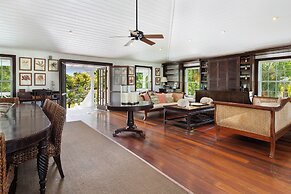 Pura Vida Paradise Luxury Tropical Villa