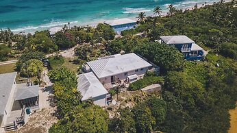 Flipper'S Haven: Tropical Retreat