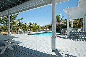 Caribbean Cliffside: Private Waterfront Retreat