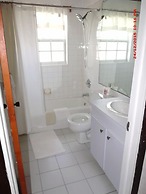 Pink Sand Perfection: Private Cozy Cottage