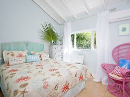 Seaside Escape: Luxury Beach House With Ocean Views