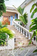 Seven Palms Serenity: Beachfront Oasis