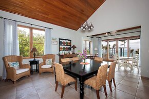 Seven Palms Serenity: Beachfront Oasis