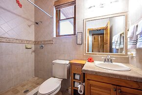 Seven Palms Serenity: Beachfront Oasis