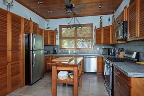 Seven Palms Serenity: Beachfront Oasis