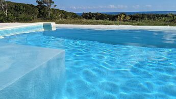Paradise Cove: Oceanfront Haven With Infinity Pool