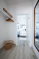 Pink Sand Paradise: Luxury Home On The Beach