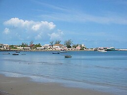 Spectacular Seaside: Boutique Resort On Beach