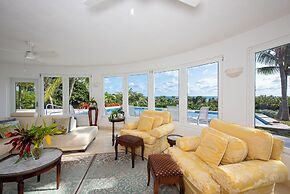 Exquisite Retreat: Contemporary Estate On Pink Sand Beach