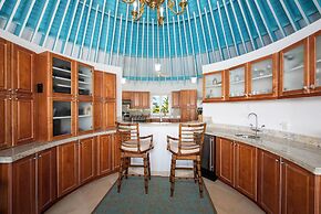 Exquisite Retreat: Contemporary Estate On Pink Sand Beach