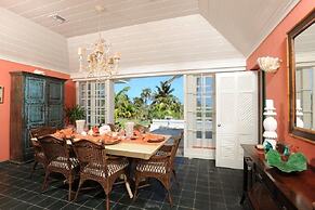 Secluded Paradise: Grand Estate With Kayaks And Snorkeling