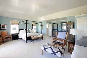 Secluded Paradise: Grand Estate With Kayaks And Snorkeling