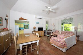 Sunset Splendor: Historic Beach House With Pool