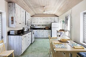 Captain'S Cove: Historic House Near Town And Beach