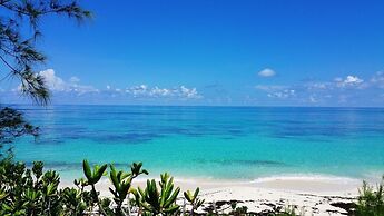 Seaside Serenity: Private Home With Ocean Views