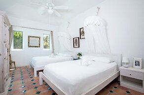 Seaside Serenity: Private Home With Ocean Views