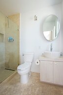 Seaside Serenity: Private Home With Ocean Views