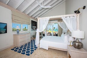 Wild Orchid Hideaway: Lux Beachfront Sanctuary