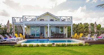 Wild Orchid Hideaway: Lux Beachfront Sanctuary