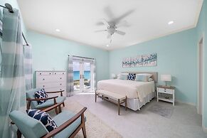 Seaside Escape: Luxurious Coastal Retreat