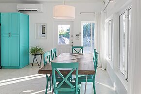 Seaside Escape: Luxurious Coastal Retreat