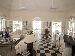 Oceanfront Escape: New Luxury Home