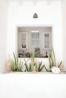 Beachfront Bliss: Luxury Dunmore Town Home With Pool