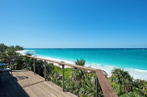 Buttonwood Bliss: Lux Condo With Views