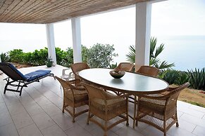 Luxury Villa With Private Beach Access