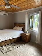 Caribbean Retreat: Newly Remodeled Beach House With Pool