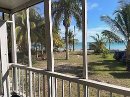 Caribbean Retreat: Newly Remodeled Beach House With Pool