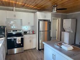 Caribbean Retreat: Newly Remodeled Beach House With Pool