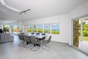 Caribbean Dream: Secluded Villa With Private Beachfront