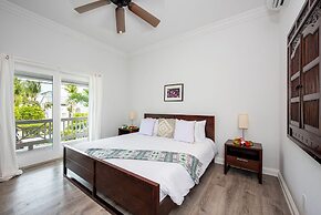 Pink Sand Paradise: Cozy Beachfront Cottage