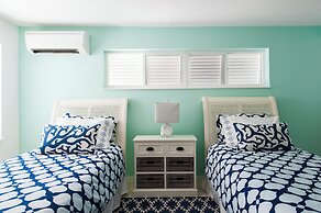 Island Escape: Secluded Beachfront Cottage With Pool