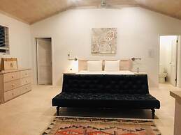 Dream Villa: Private Oasis Above Pink Sand Beach