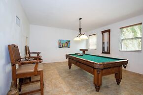 Caribbean Dream: Luxurious Villa With Private Beach Access