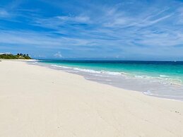 Beachfront Beauty: Restored Villa With Pool