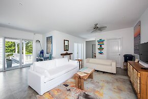 Secluded Luxury: New Beachfront Home With Pool