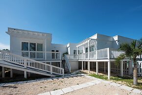 Secluded Luxury: New Beachfront Home With Pool